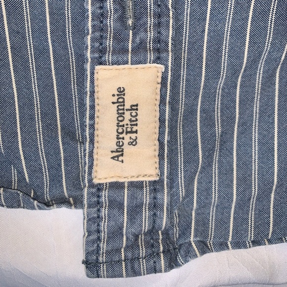 Abercrombie & Fitch Heavy Button Down L/S - Picture 4 of 7